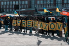 «22 місяці у полоні»: у Дніпрі рідні військовополонених провели мирну акцію та влаштували автопробіг