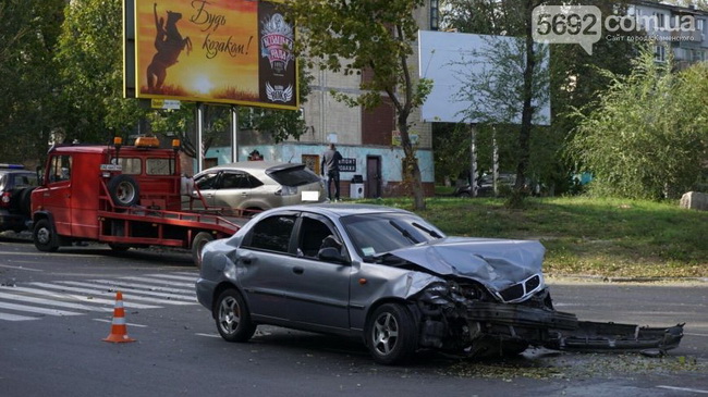   : Daewoo Lanos    Lexus