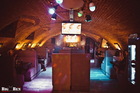 25 , Big Ben, Karaoke Bar