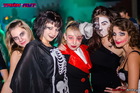 HALLOWEEN: crazy zombie show (-)